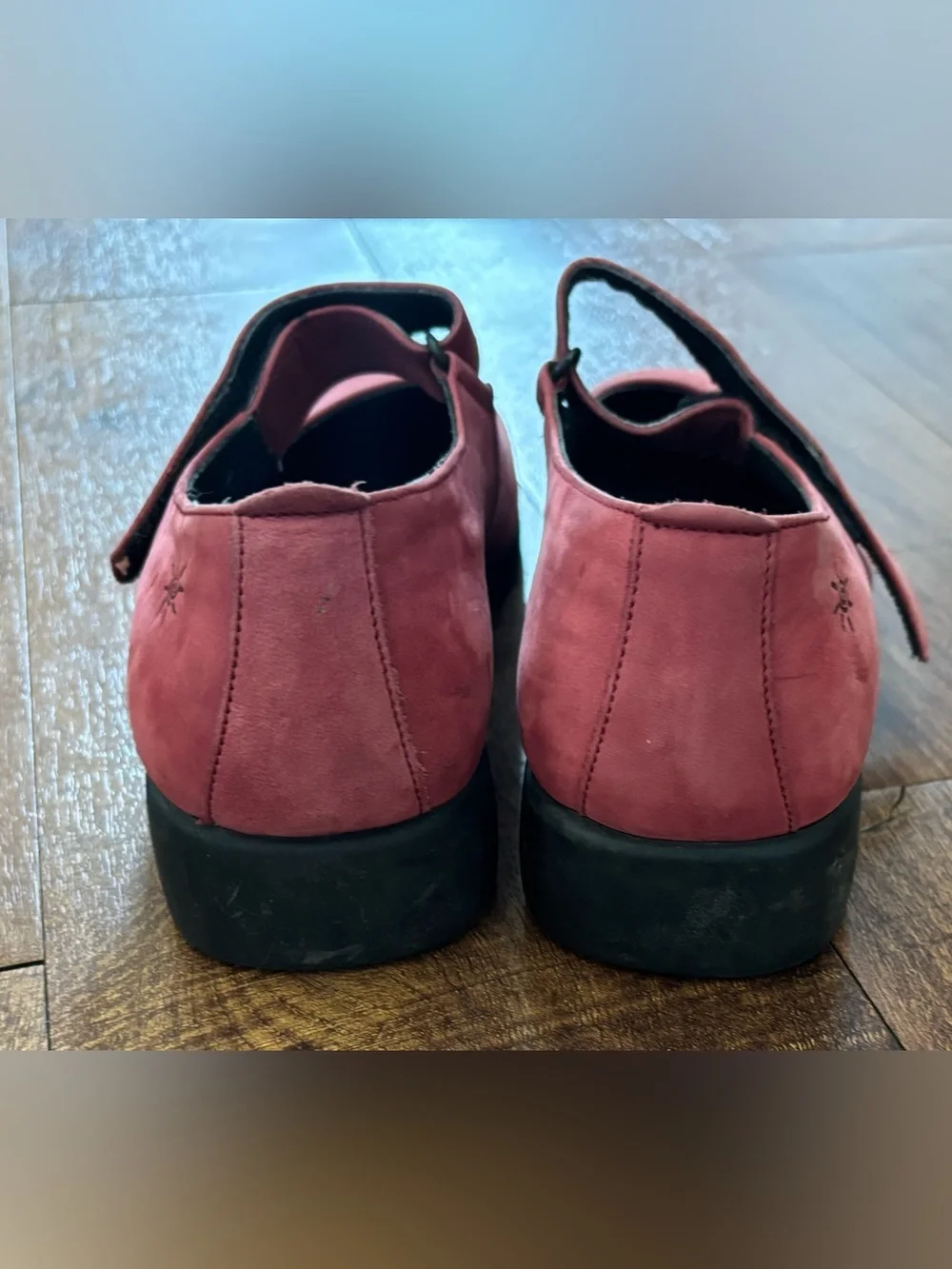 Clark’s red suede springers Mary Jane shoes for women size 6 vintage